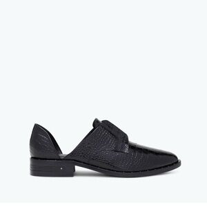 Freda Salvador D’Orsay Oxford Black Embossed Croc size 10